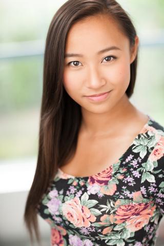 Jennifer Li - Headshot