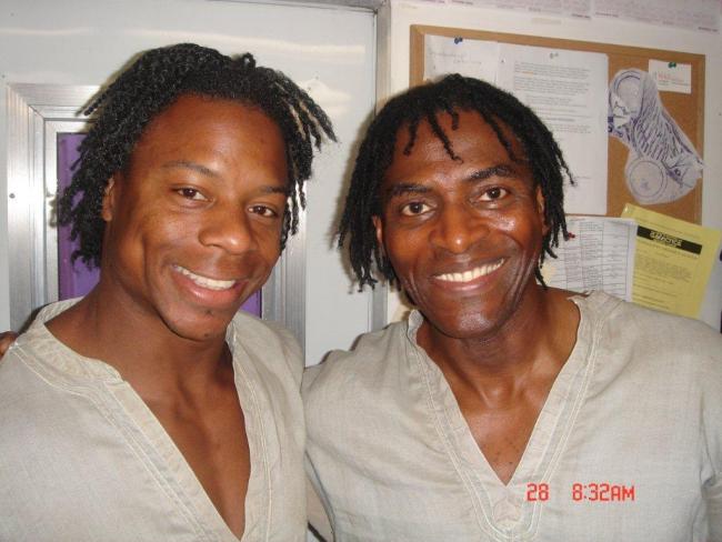 Carl Lumbly double